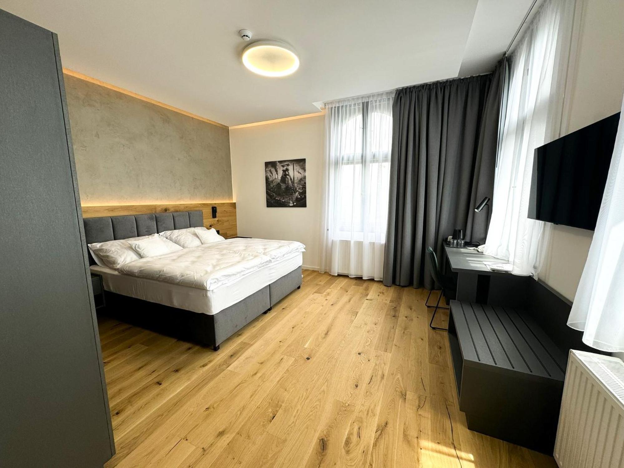 Jan Maria Hotel Ostrava Exterior foto